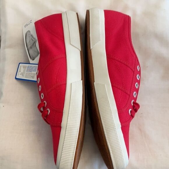 SUPERGA RED 2750 CLASSIC SNEAKERS.  NEW - Picture 5 of 9